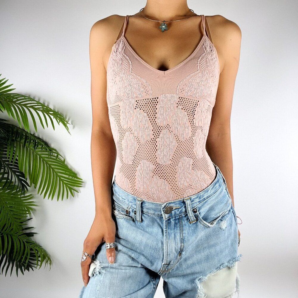 Women's Vintage Blush Coquette Lace Mesh Sleeveless Bodysuit Top / Small